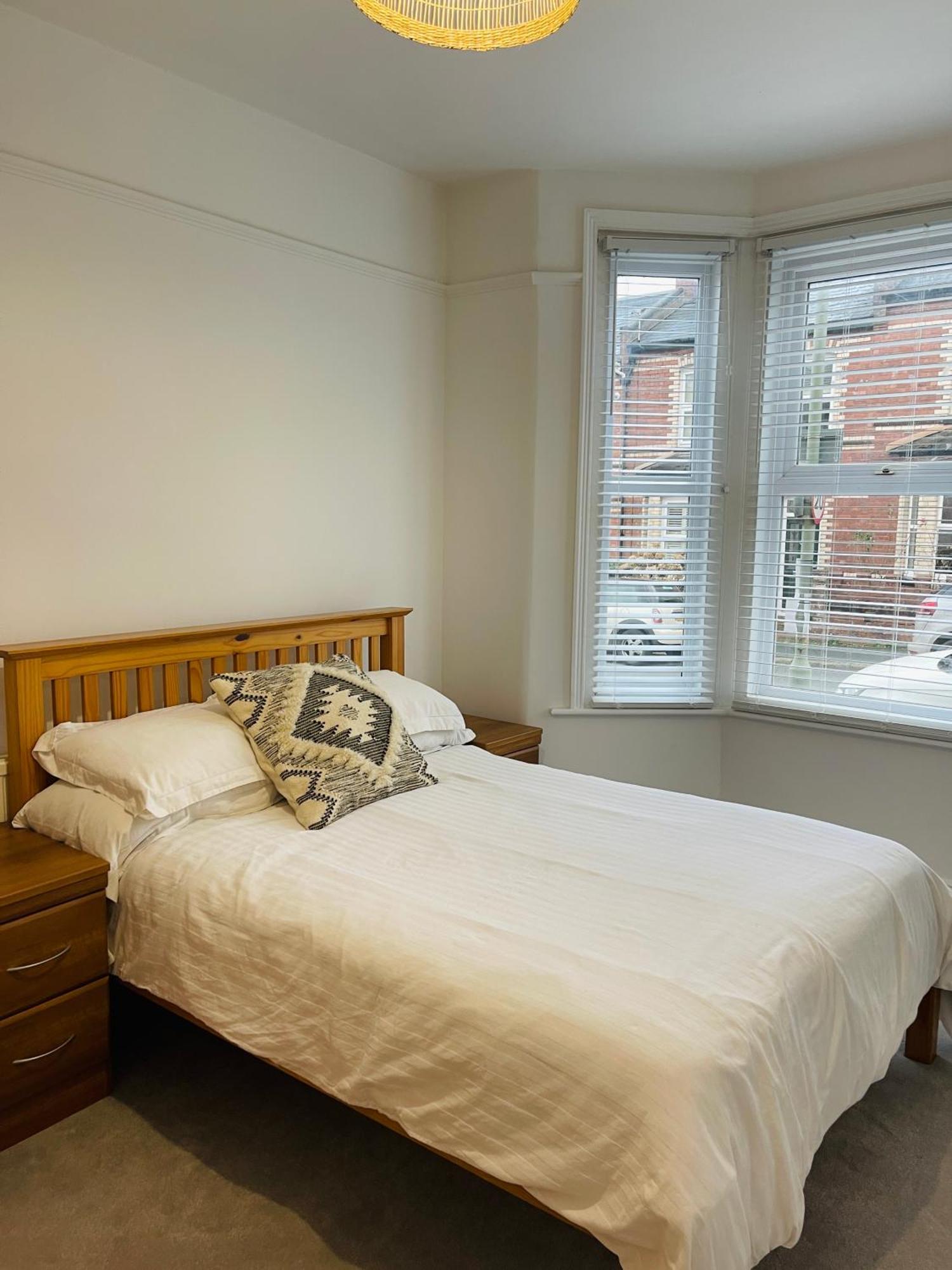 Newly Refurbished City Centre House With Parking Exeter Exterior foto